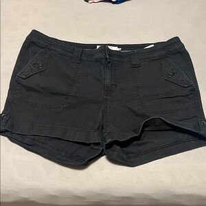 Torrid Black Women's Mid Rise Military Style  Shorts